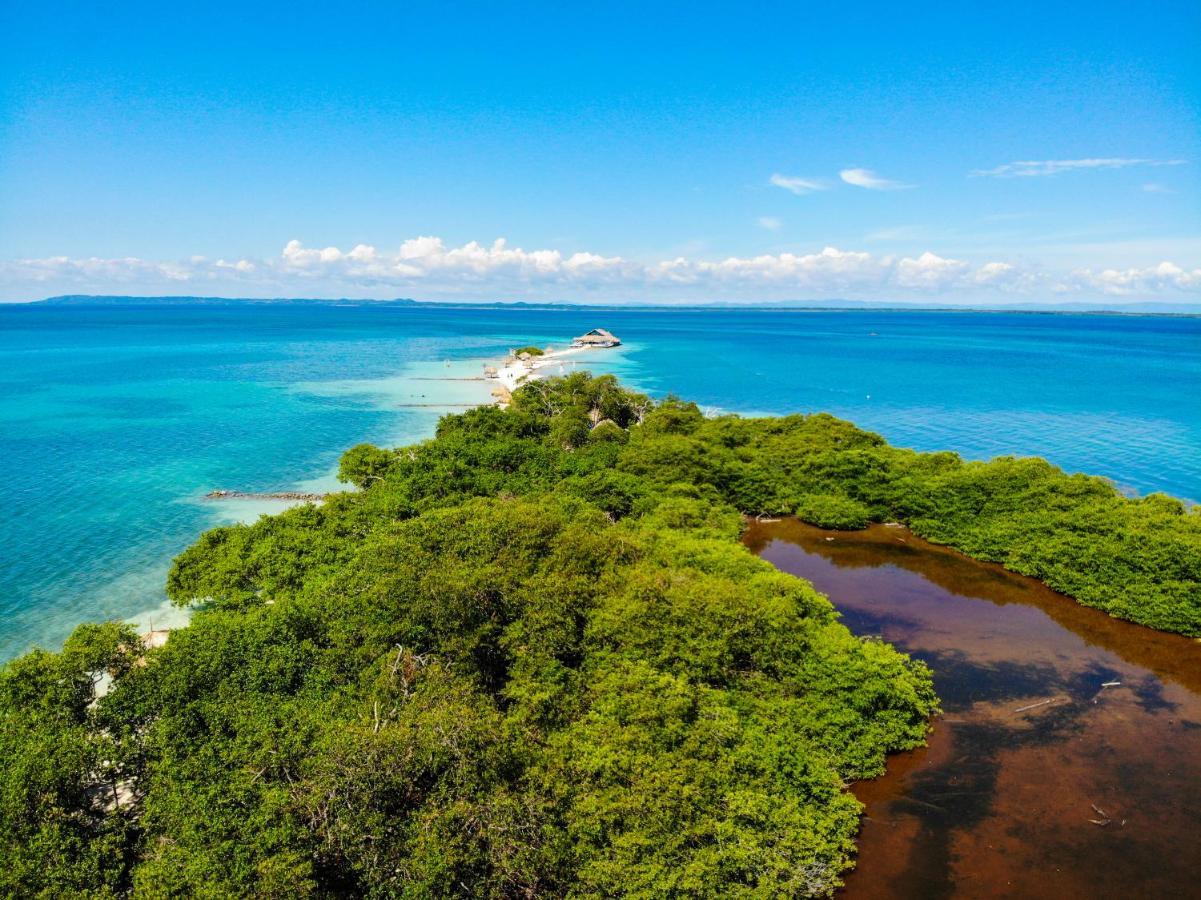 Hotel Isla Palma Reserva Natural Bagian luar foto